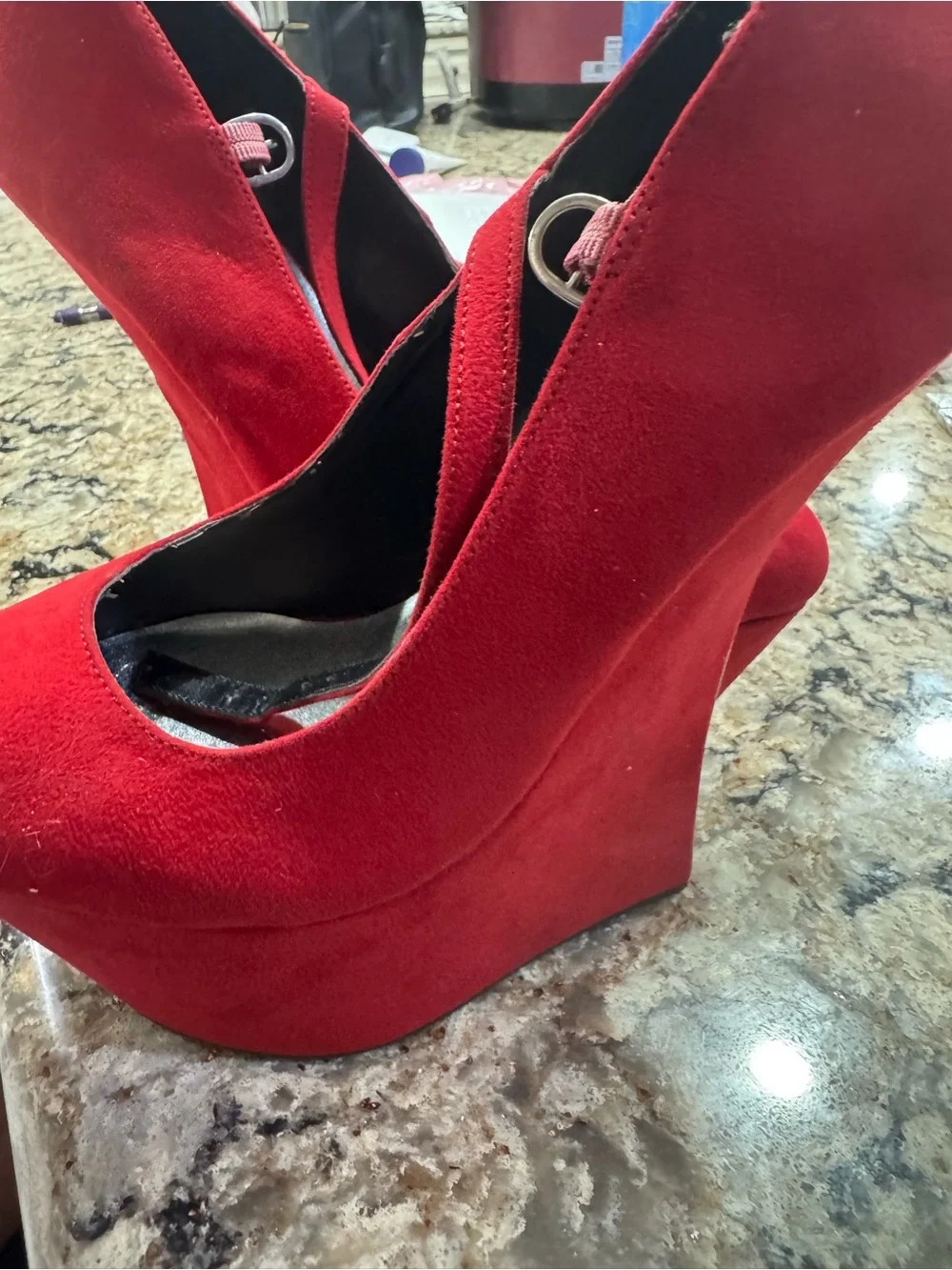 Qupid red suede platform pumps Size 8.5 (CL-3)